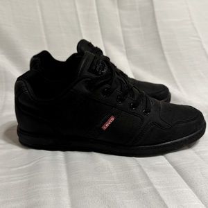 Men's Drive Low Top Shoes size 9.5